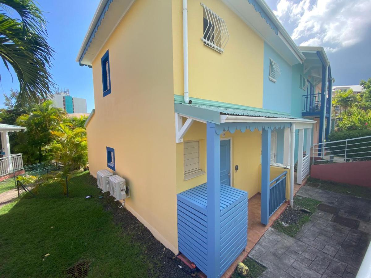 Maison Mitoyenne , Piscine,Citerne, Jardin, Parking, Plage Ле-Гозье Экстерьер фото